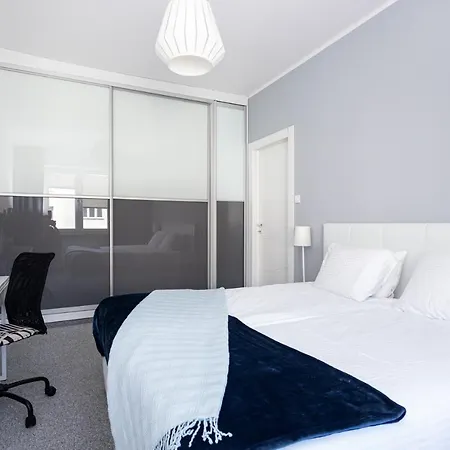 Malibu - Swietojanska Centrum -